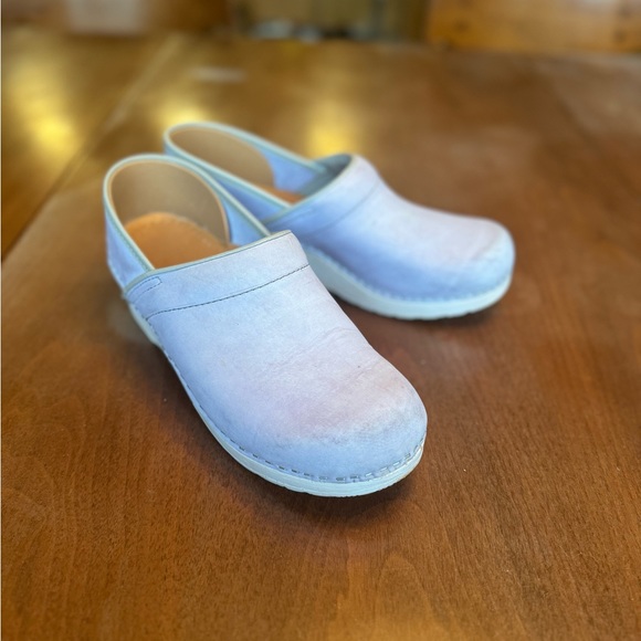 DANSKO Pale Pastel Purple Clogs - Good Condition - Size 8.5 / 39 - RARE 💜🦄💜🦄 - Picture 3 of 6